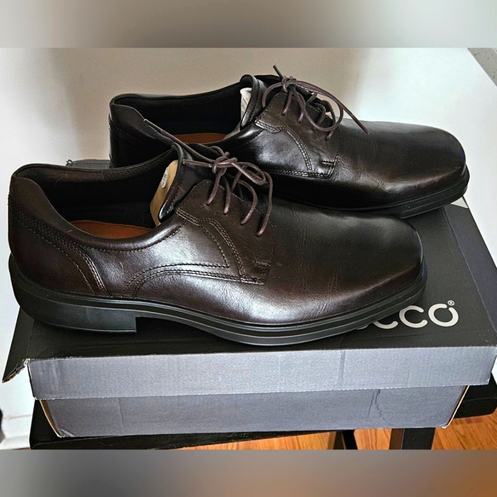 Ecco Helsenski 2 Dress Shoe Mocha, size 12 New with Box, original $170